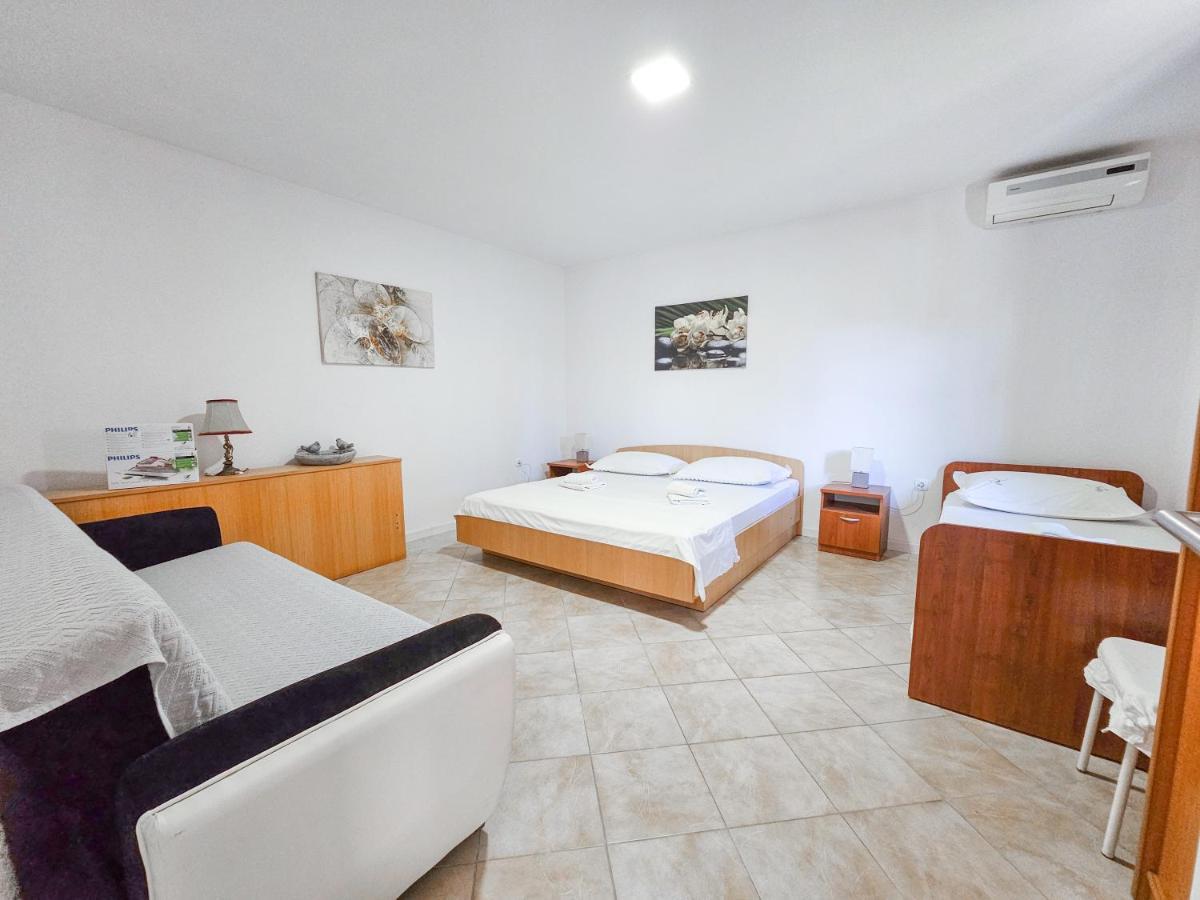 Apartments Vukovic Vanja マカルスカ エクステリア 写真